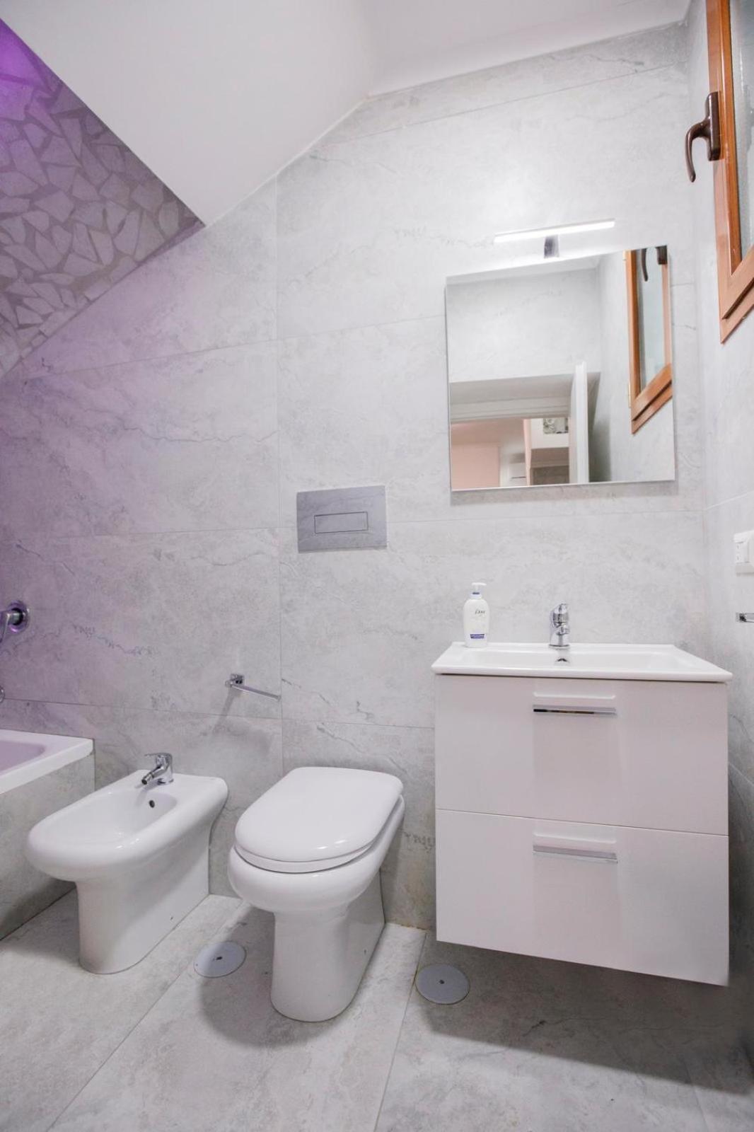 B&B Le Stanze Di Aurora Napoli Dış mekan fotoğraf